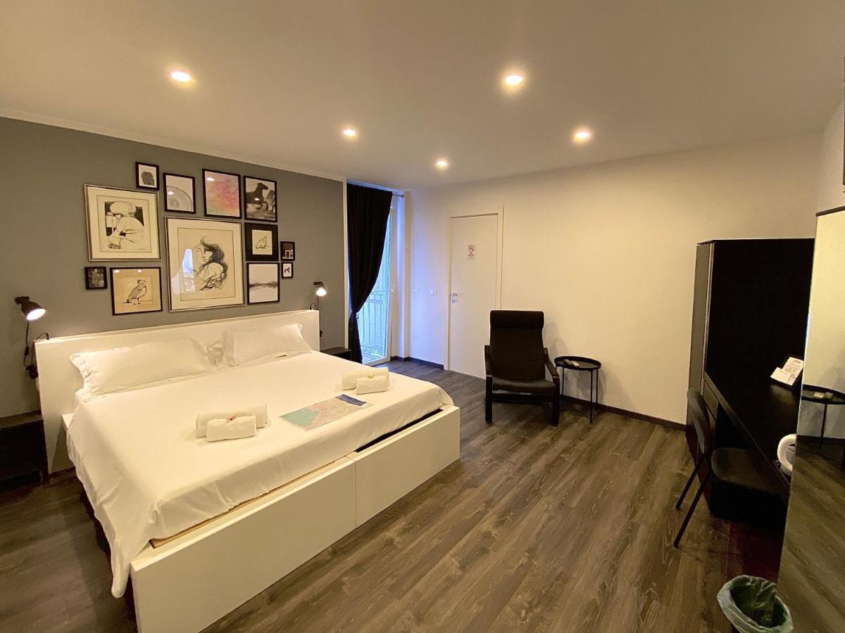 Mimi Rooms&Studios Trieste Luaran gambar