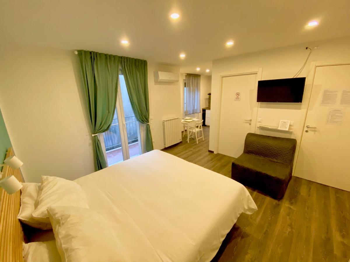 Mimi Rooms&Studios Trieste Luaran gambar