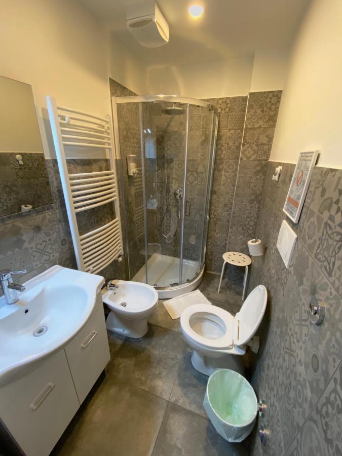 Mimi Rooms&Studios Trieste Luaran gambar