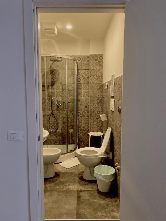 Mimi Rooms&Studios Trieste Luaran gambar