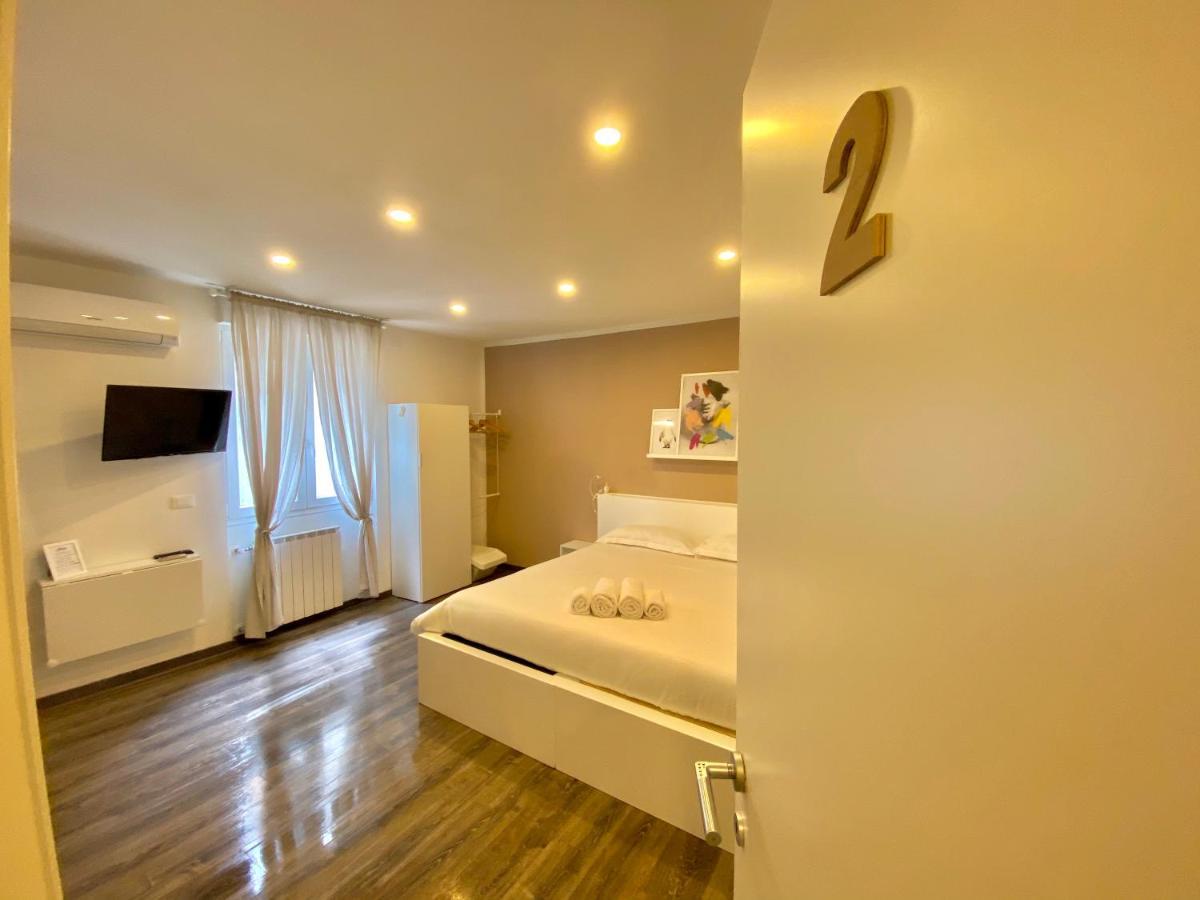 Mimi Rooms&Studios Trieste Luaran gambar